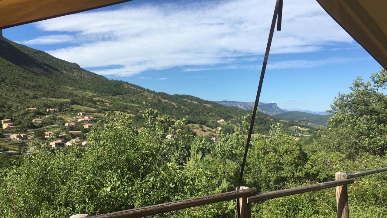 Camping Les Princes D'Orange Hotell Orpierre Exteriör bild